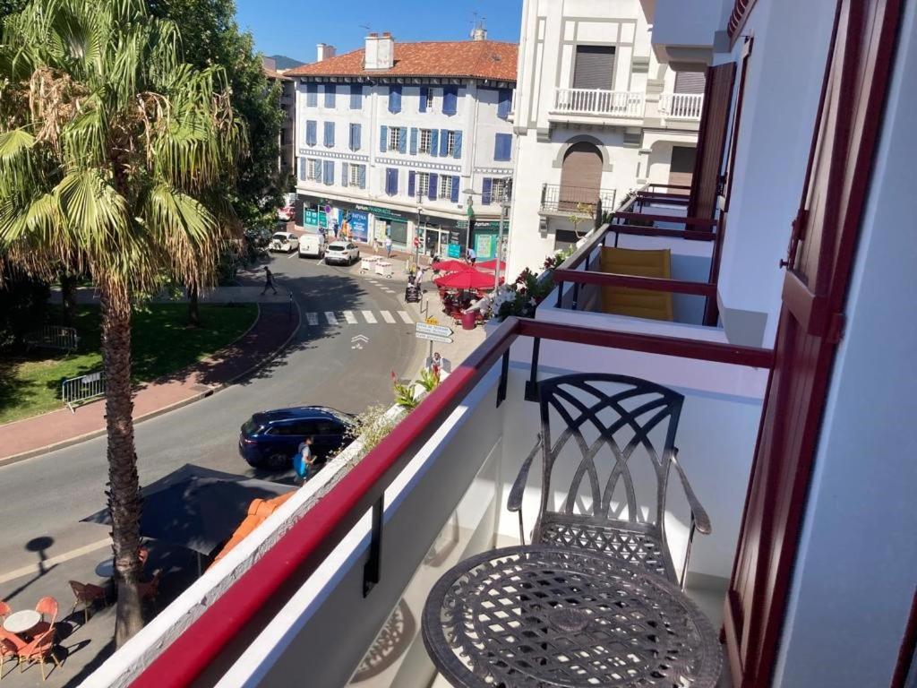Superbe Appartement T3 Au Centre Plage .Parking Hendaye Εξωτερικό φωτογραφία