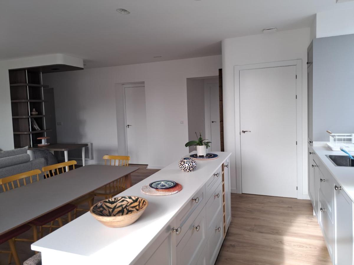 Superbe Appartement T3 Au Centre Plage .Parking Hendaye Εξωτερικό φωτογραφία